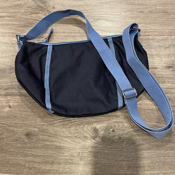 EUC Roots Crossbody Crescent Shape Hobo Bag Purse Blue - Picture 4 of 10